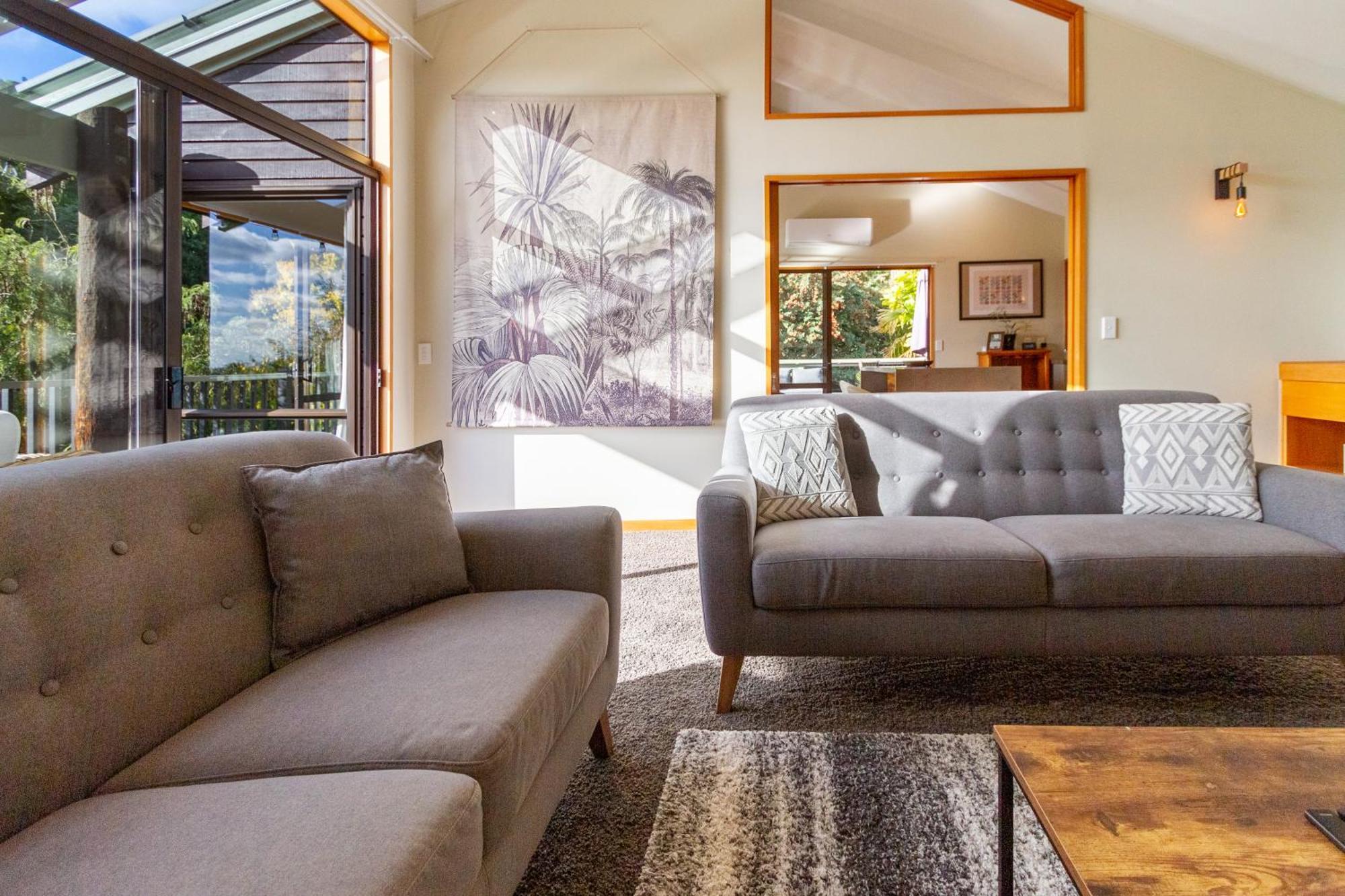 Sherwood Lodge 4-Bedroom Holiday Home With Spectacular Views Крайстчёрч Экстерьер фото